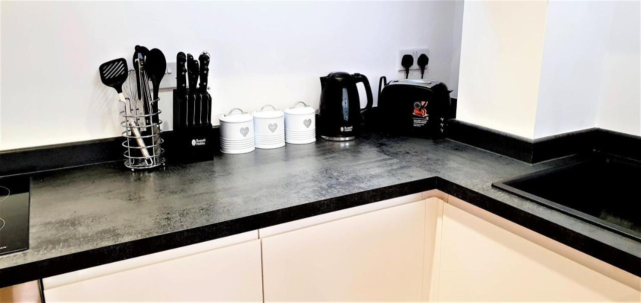 Cliftonville Heights - 2 Bed Home Away From Home Northampton Exteriör bild